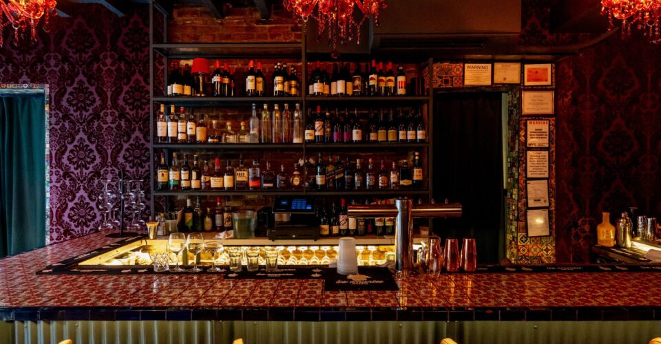cocktail and steak dinner NYC